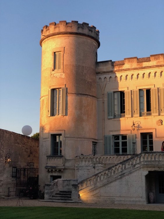 chateau de pouget proche de Nîmes evenement mariage vacances