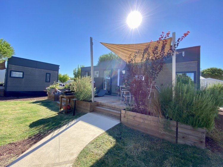 camping de la dragonniere bungalow